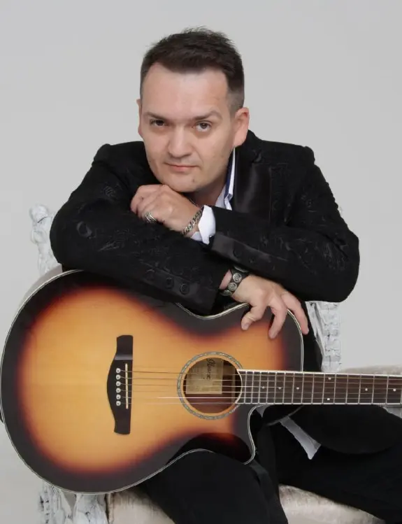 Евгений Беляев Евгений Беляев